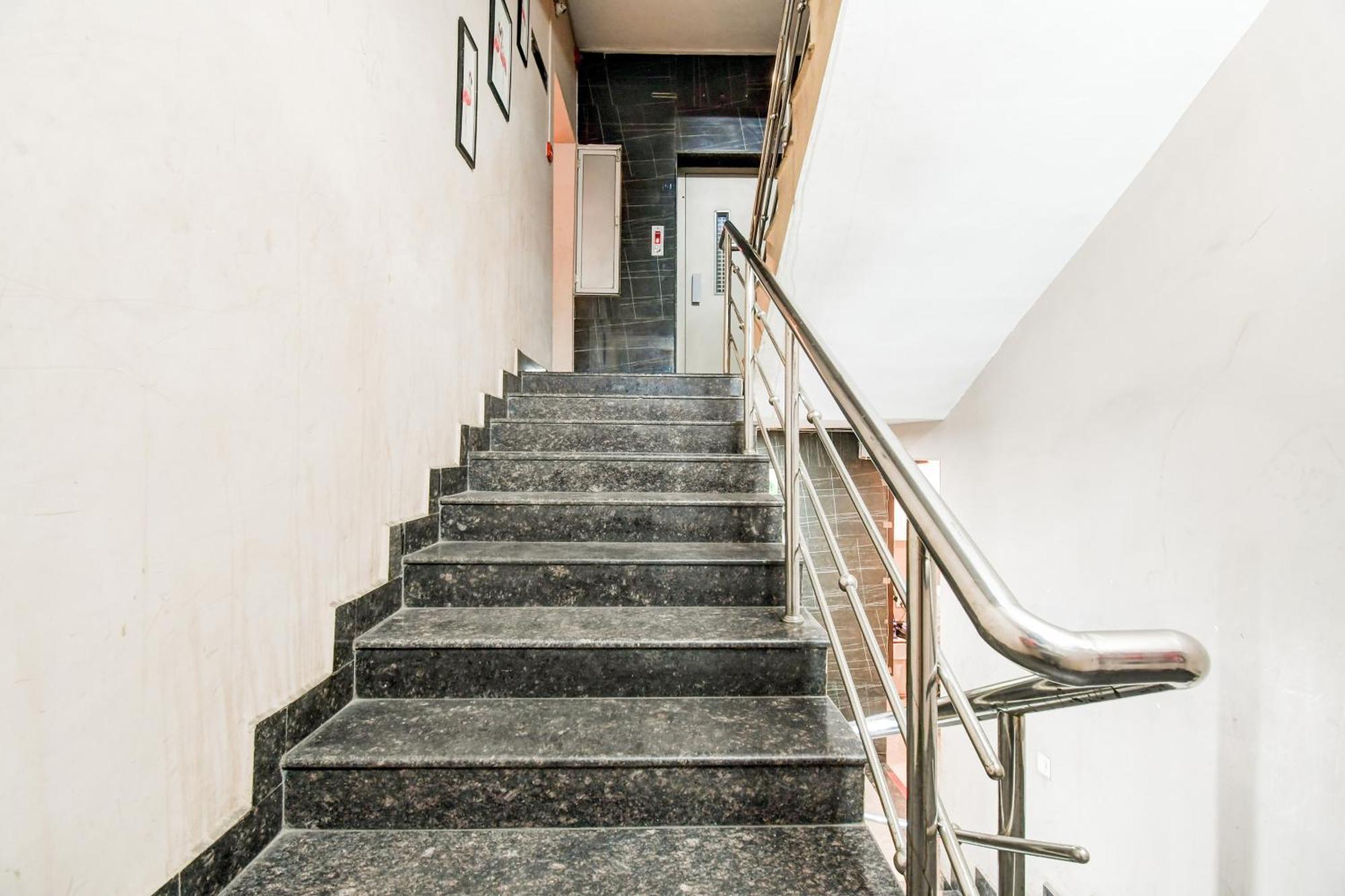 Super Hotel O Raipur City Center Formerly Hotel Edge المظهر الخارجي الصورة